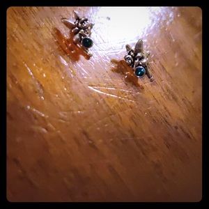 💚 Tinker bell earrings with real emeralds.